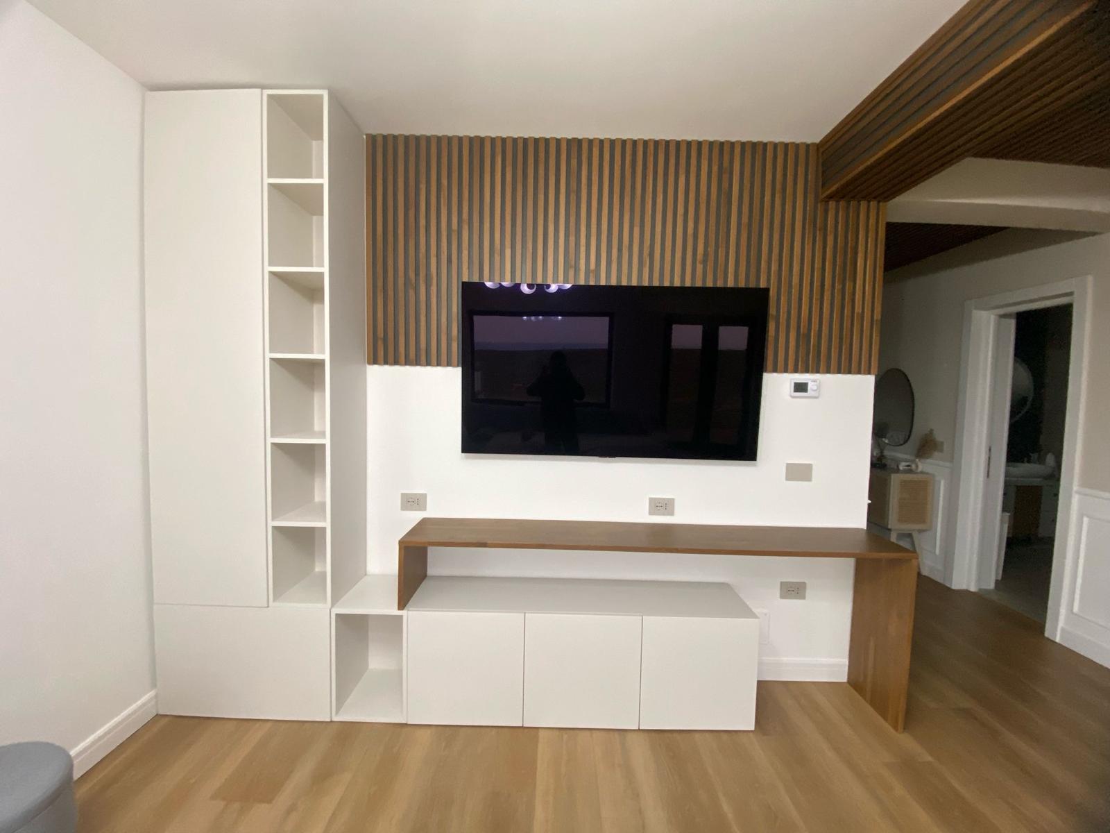 Living cu TV